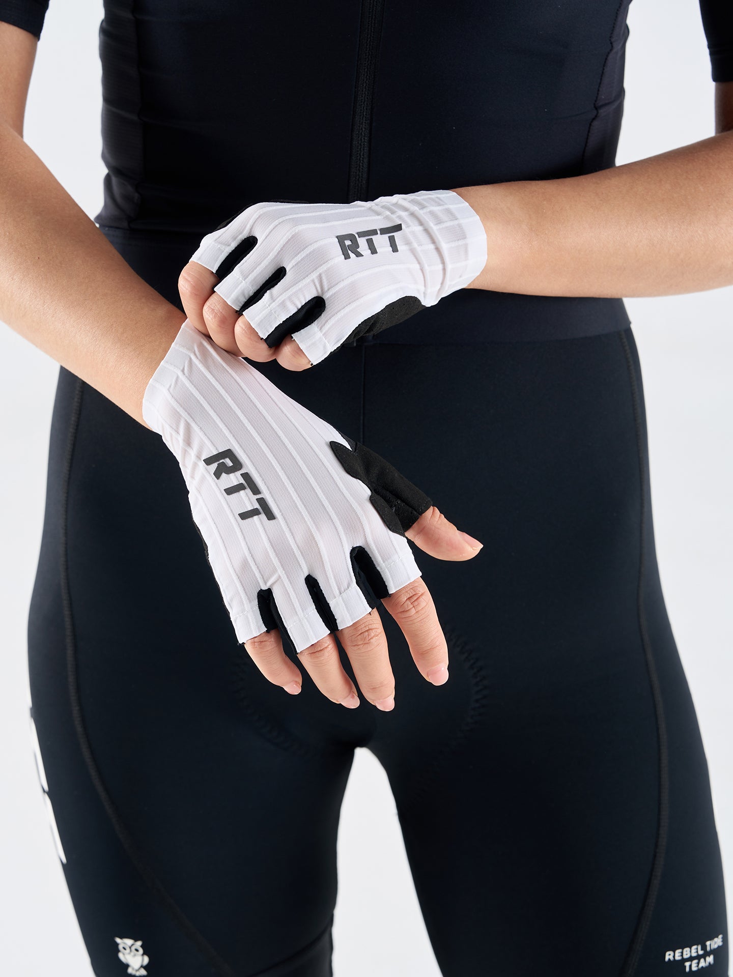 Short Fingers Gloves GL02-White